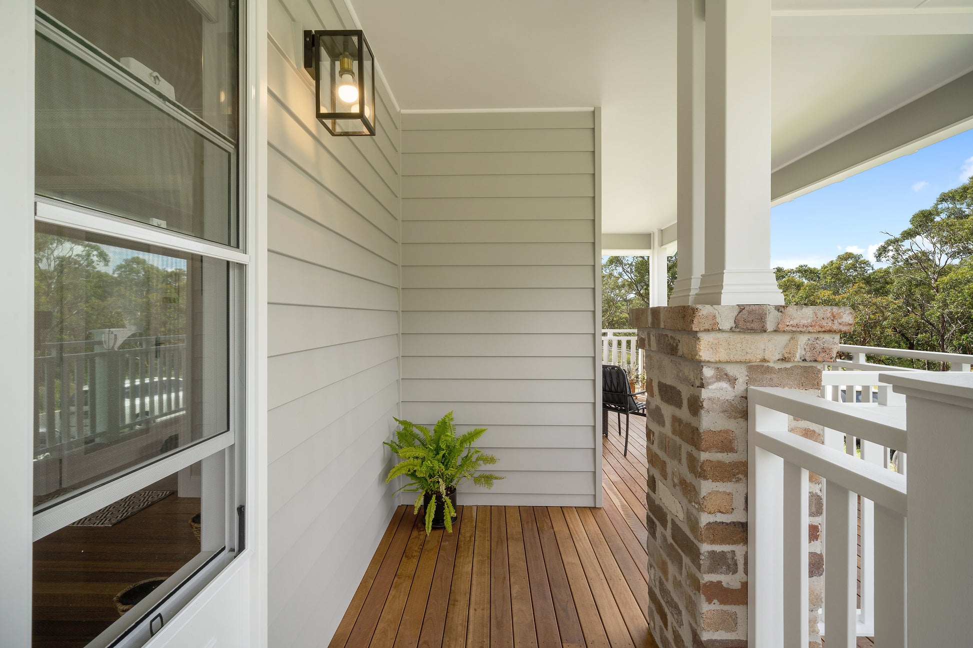 nuline plus 175mm fibre cement plank on perth home painted white